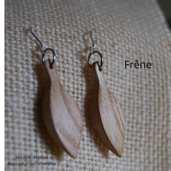 joyas pendientes madera artesanal fresno