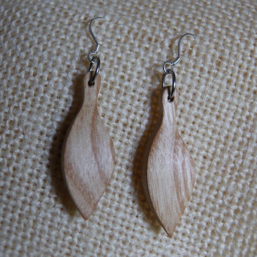 joyas pendientes madera artesanal fresno