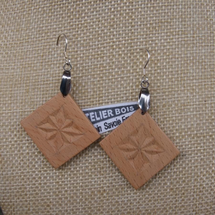 pendientes cuadrados tallados joyeria naturaleza madera maciza Hetre hecho a mano