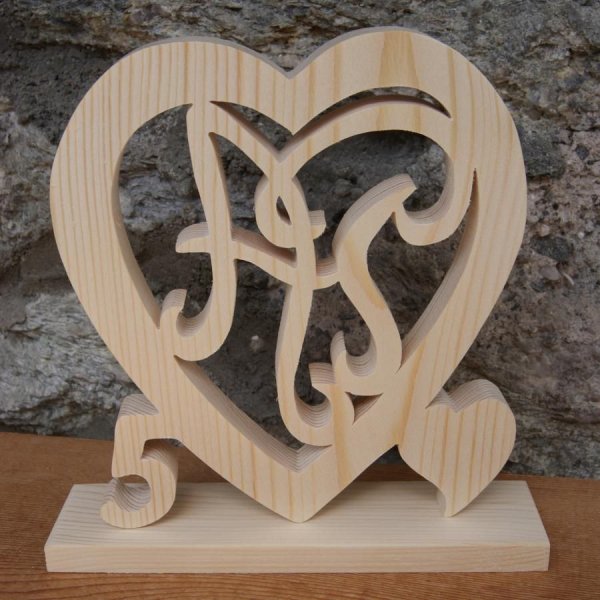 Coeur noce de bois, 5 ans de mariage, initiales personnalis&eacute;es, id&eacute;e cadeau noces de bois