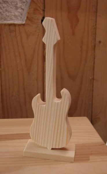 Guitarra el&eacute;ctrica de madera ht 20cm decoraci&oacute;n musical, regalo m&uacute;sico, hecho a mano