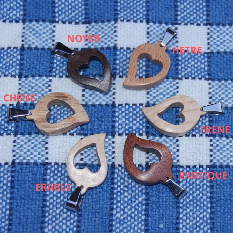 colgante de madera joyería de la boda y la naturaleza corazón recortado, madera de cerezo, hecho a mano, San Valentín idea de regalo, boda de madera