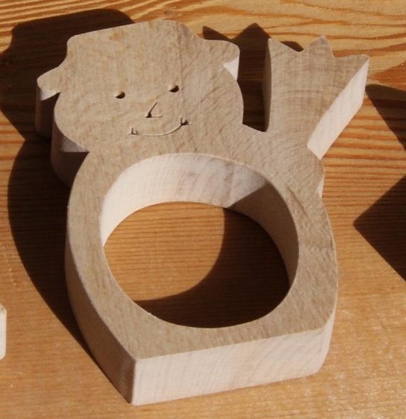 Servilletero mu&ntilde;eco de nieve y su escoba hecho a mano de haya maciza, decoraci&oacute;n de mesa navide&ntilde;a