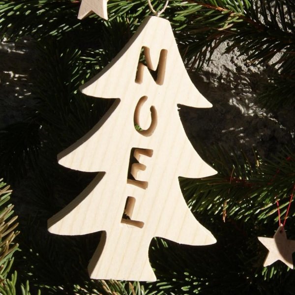 Bola de &aacute;rbol de Navidad de 12 cm en madera